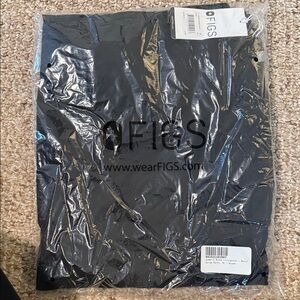 FIGS Charcoal Scrub Pants